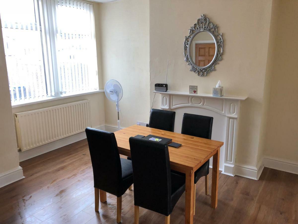 Gorton Holiday Home Blackpool Extérieur photo